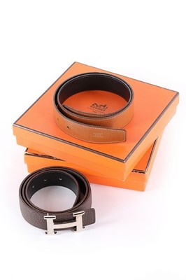 Lot 49 - An Hermès reversible leather belt, modern,...