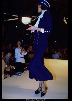 Lot 29 - Jerry Hall's Chanel couture crêpe de chine dress,  Spring-Summer 1985
