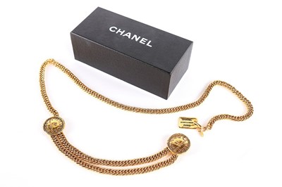 Lot 59 - A Chanel gilt metal chain belt, 1980s, signed,...
