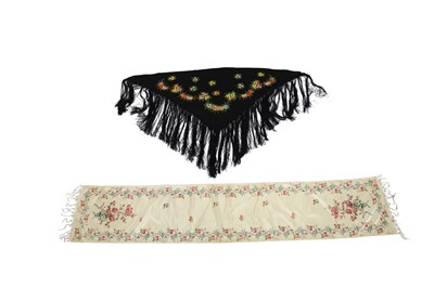 Lot 353 - A  group of dress fabrics, sewing bags, shawls, mainly 1930s
