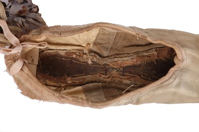 Lot 339 - Anna Pavlova's pointe shoe, circa 1916