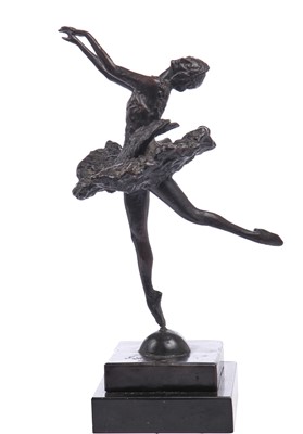 Lot 314 - A rare Georges Lavroff bronze of Pavlova as 'The Dying Swan', circa 1931