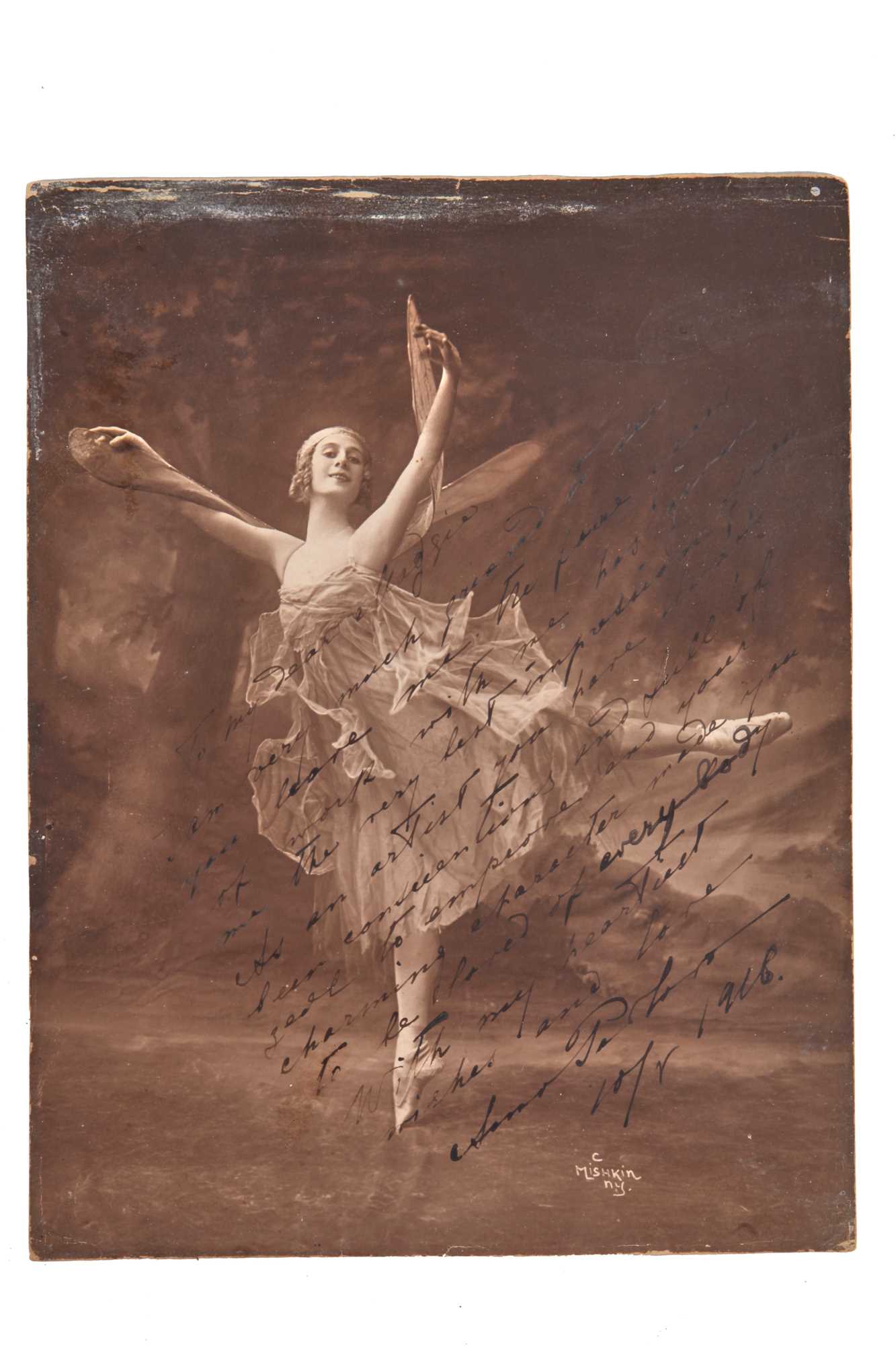 Lot 300 - An autographed photograph of Pavlova as the 'Dragonfly', 1916