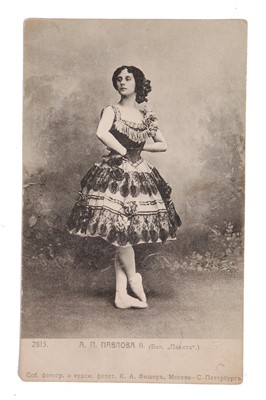 Lot 298 - Two Anna Pavlova early autographed postcards