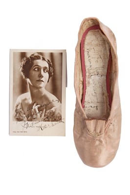 Lot 346 - Tamara Karsavina's autographed pointe shoe and autographed postcard
