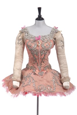 Lot 355 - Margot Fonteyn's Rose Adagio costume from the Sleeping Beauty, Act I, designed by Oliver Messel, early 1960s