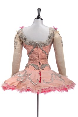 Lot 355 - Margot Fonteyn's Rose Adagio costume from the Sleeping Beauty, Act I, designed by Oliver Messel, early 1960s