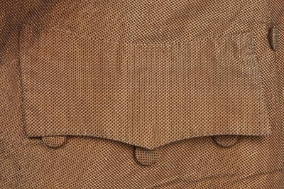 Lot 283 - A gentlemen's buff velvet tailcoat and breeches, French, 1775-85