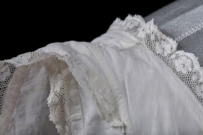 Lot 362 - Queen Victoria's chemise, late 19th century