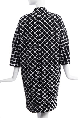 Lot 16 - A Chanel black and white tweed ensemble, Spring-Summer 2009