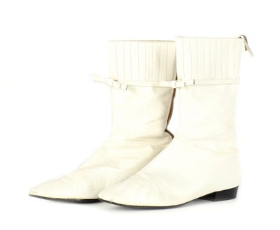 Lot 102 - A pair of Andr Courrges white leather 'Go-Go'...