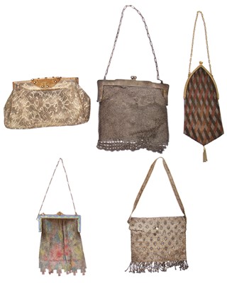 Lot 443 - A rare evening bag with Egyptian-inspired celluloid frame, circa 1922