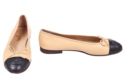 Lot 3 - A pair of Chanel two-tone leather ballet flats, modern