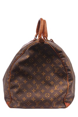 Lot 42 - A Louis Vuitton monogrammed canvas leather holdall