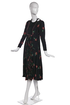 Lot 326 - An Ossie Clark/Celia Birtwell 'Black-eyed Susan' printed marocain dress, circa 1970