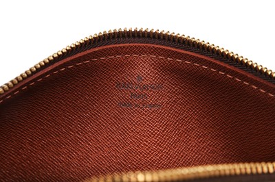Lot 45 - A Louis Vuitton monogrammed leather Papillon bag, 2004