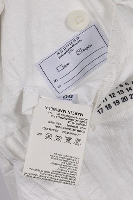 Lot 525 - A men's Martin Margiela Tyvek jacket, Spring-Summer 2008