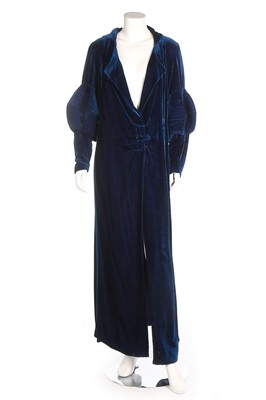 Lot 225 - A Debenham & Freebody blue velvet evening coat,...