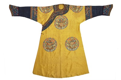 Lot 557 - A fine and rare Imperial women's summer dragon robe, longpao, Chinese, late 19th century