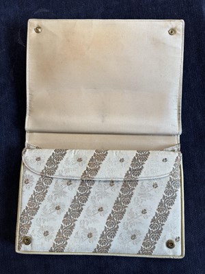 Lot 187 - A Cartier clutch bag with 9ct Gold frame, probably 1950s