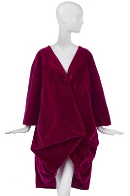 Lot 268 - A Balenciaga couture fuchsia velvet tent coat, Autumn-Winter, 1956