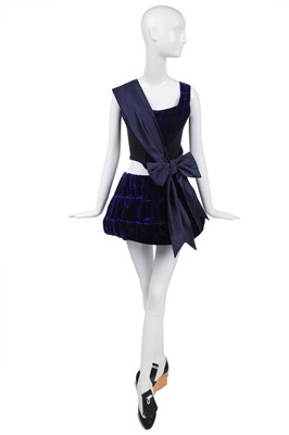 Lot 29 - A Vivienne Westwood shot-velvet micro Mini-Crini ensemble worn by Lila Moss, 'Harris Tweed' collection, Autumn-Winter, 1987-88