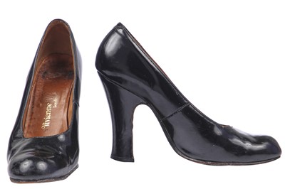 Lot 31 - A Vivienne Westwood complete black velvet ensemble, 'Time Machine', Autumn-Winter, 1988-89