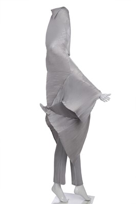 Lot 536 - A rare Issey Miyake pleated silver polyester ensemble, Autumn-Winter 1999