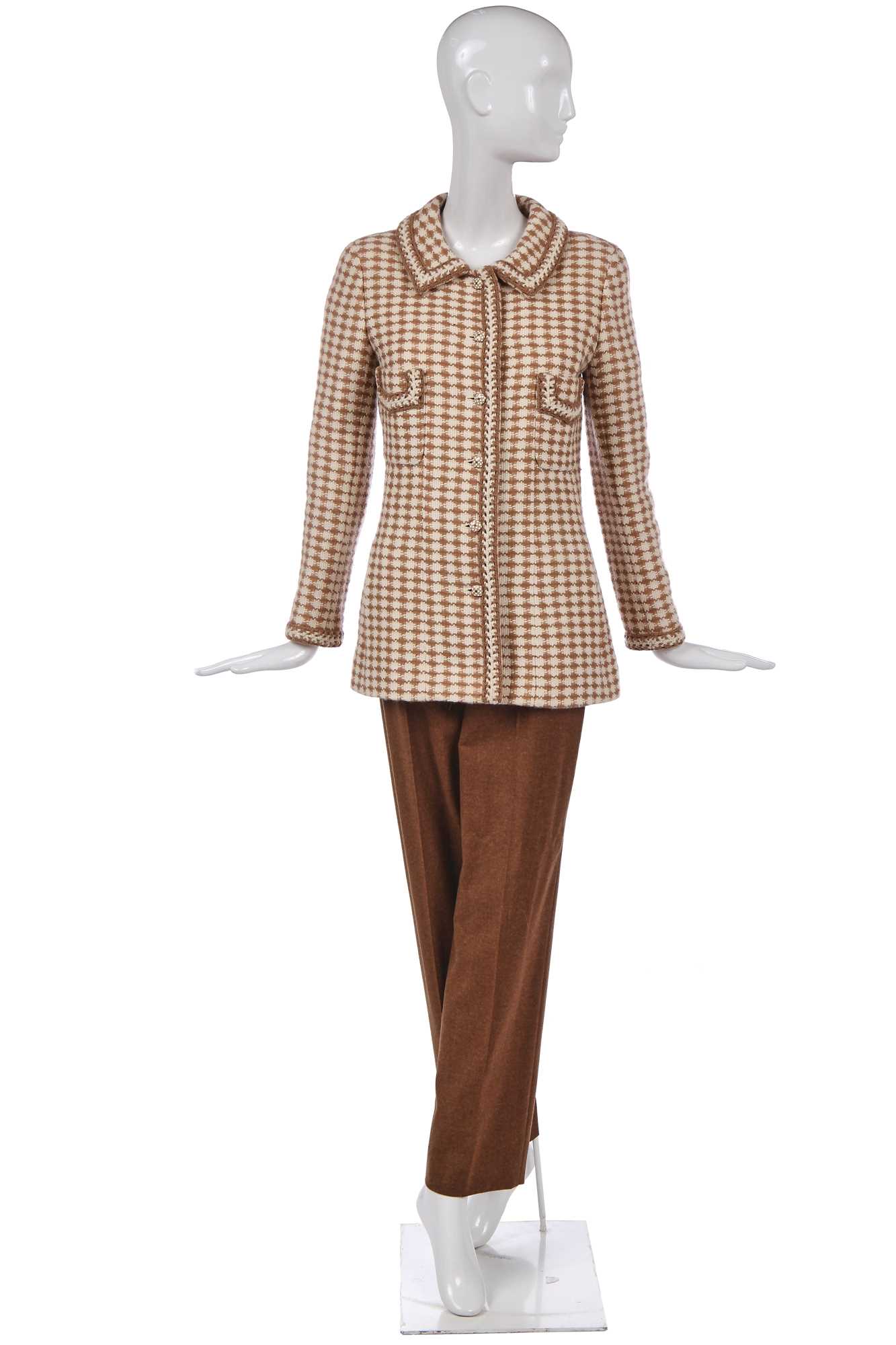 Lot 154 - A Chanel butterscotch-herringbone tweed jacket, Autumn-Winter 2000