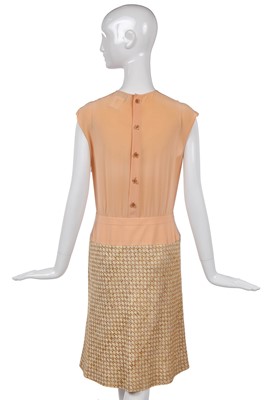 Lot 173 - A Chanel pale yellow cotton-tweed ensemble, Cruise collection, 2001