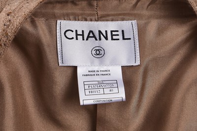 Lot 158 - A Chanel flecked sand-coloured cashmere suit, Autumn-Winter 1999-2000