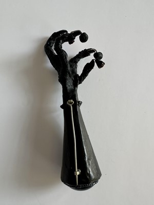 Lot 465 - A Simon Costin for Alexander McQueen brooch, 'Jack the Ripper Stalks His Victims' degree show 1992