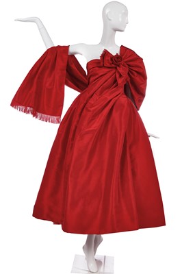 Lot 265 - A fine Christian Dior by Yves Saint Laurent  haute couture 'Rose Rouge' ball gown, 'Trapeze' collection, Spring-Summer, 1958