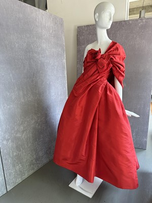 Lot 265 - A fine Christian Dior by Yves Saint Laurent  haute couture 'Rose Rouge' ball gown, 'Trapeze' collection, Spring-Summer, 1958