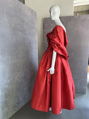 Lot 265 - A fine Christian Dior by Yves Saint Laurent  haute couture 'Rose Rouge' ball gown, 'Trapeze' collection, Spring-Summer, 1958