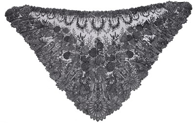 Lot 558 - A fine black Chantilly lace triangular shawl, French, 1860s