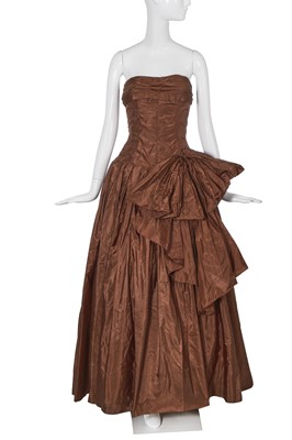 Lot 107 - A Christian Dior brown taffeta ballgown, circa 1955
