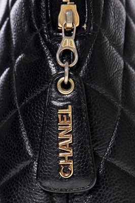 Lot 28 - A Chanel quilted caviar leather shoulder bag, 1980s