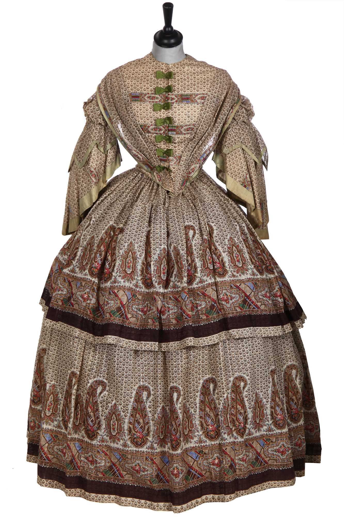 Lot 482 - A printed wool mousseline gown, circa 1855