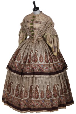 Lot 482 - A printed wool mousseline gown, circa 1855