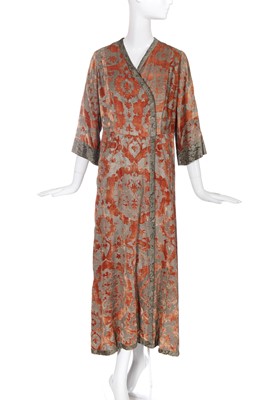 Lot 81 - A Mariano Fortuny stencilled peach velvet coat, 1920s