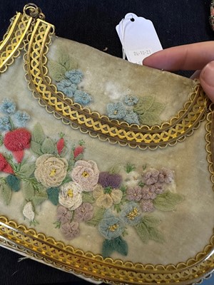 Lot 458 - Twelve fine reticules/purses, mainly 1820s-40s