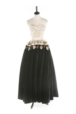 Lot 331 - A Henry a la Pensée couture black velvet...