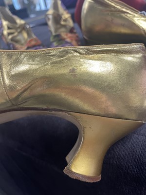 Lot 416 - A pair of Harvey Nichols floral lamé shoes, circa 1924