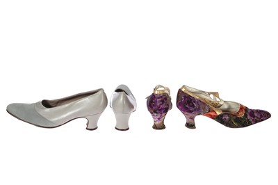 Lot 416 - A pair of Harvey Nichols floral lamé shoes, circa 1924