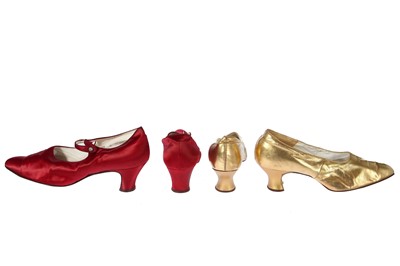 Lot 416 - A pair of Harvey Nichols floral lamé shoes, circa 1924