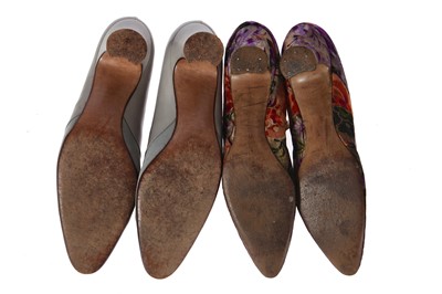 Lot 416 - A pair of Harvey Nichols floral lamé shoes, circa 1924