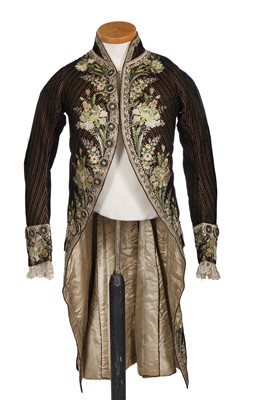 Lot 69 - A gentleman's finely embroidered frock coat, 1790-1800