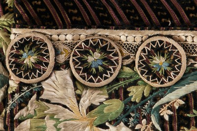 Lot 69 - A gentleman's finely embroidered frock coat, 1790-1800
