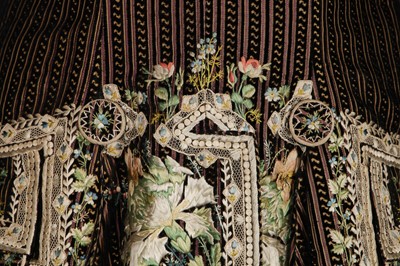 Lot 69 - A gentleman's finely embroidered frock coat, 1790-1800